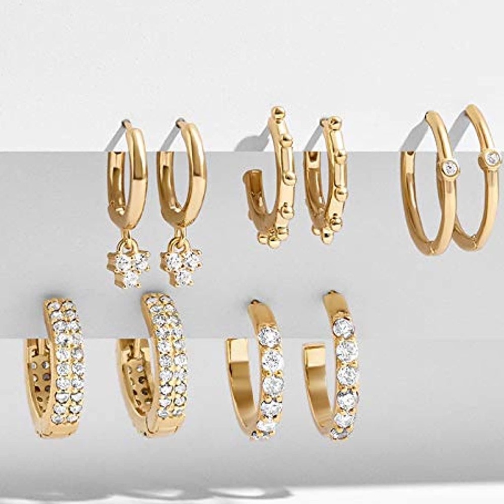 :: Delicate [GOLD] Spike Huggies Hoops - Picture 7 of 11